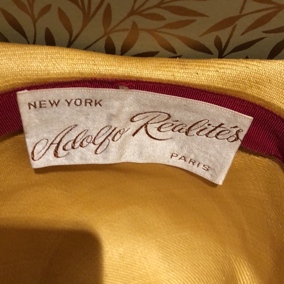 Vintage fine straw Aldolfo Realites gold hat - Picture 9 of 9